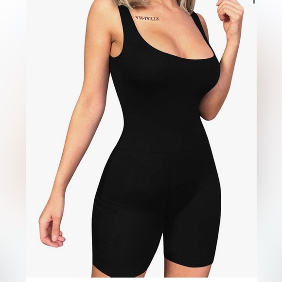 Unknown Brand Romper Bodysuit Size Small - Picture 1 of 5